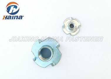 Thép cacbon 4,8 5,8 Mạ kẽm bốn móng vuốt Tee Nuts cho nội thất