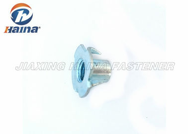 Thép cacbon 4,8 5,8 Mạ kẽm bốn móng vuốt Tee Nuts cho nội thất